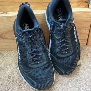 Hoka One One Bondi 7